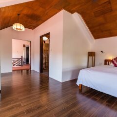 Отель An Bang Coco Villa сейф в номере