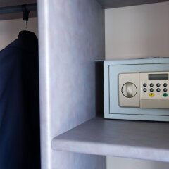Отель Autohotel Venezia Италия, Мирано - отзывы, цены и фото номеров - забронировать отель Autohotel Venezia онлайн сейф в номере