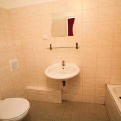Отель Metropol Hostel Berlin Германия, Берлин - 12 отзывов об отеле, цены и фото номеров - забронировать отель Metropol Hostel Berlin онлайн ванная фото 2