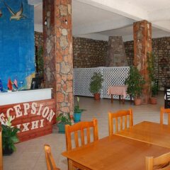Hotel Rixhi питание