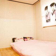 Отель Ewha DH Guesthouse комната для гостей