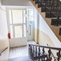 Отель Spacious Duplex by Park&Metro by easyBNB балкон