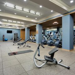 Отель Hilton Times Square США, Нью-Йорк - отзывы, цены и фото номеров - забронировать отель Hilton Times Square онлайн фитнесс-зал