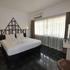 Отель Basaya Beach Hotel & Resort Таиланд, Паттайя - 6 отзывов об отеле, цены и фото номеров - забронировать отель Basaya Beach Hotel & Resort онлайн удобства в номере фото 2
