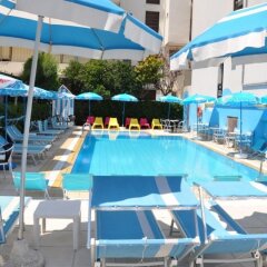 Hotel Adelphi бассейн