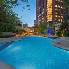 Отель Sheraton Imperial Kuala Lumpur Hotel Малайзия, Куала-Лумпур - 1 отзыв об отеле, цены и фото номеров - забронировать отель Sheraton Imperial Kuala Lumpur Hotel онлайн бассейн фото 2
