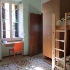 Corner Hostel Слима удобства в номере