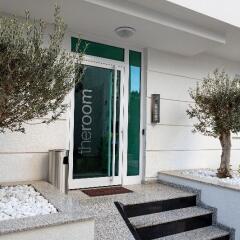 The Room Hotel & Apartments Анталья балкон
