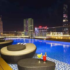 Отель Liberty Central Saigon Citypoint бассейн фото 3