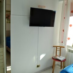 Отель Atticvs di Mamma Ines сейф в номере