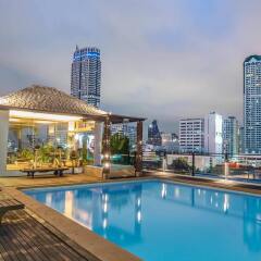 Отель The Grand Sathorn бассейн