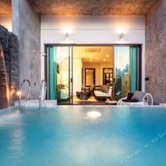 Отель The 8 Pool Villa бассейн фото 3