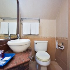 OYO 389 Sira Boutique Residence in Phuket, Thailand from 36$, photos, reviews - zenhotels.com bathroom