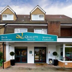 Отель Quality St Albans Сент-Олбанс вид на фасад