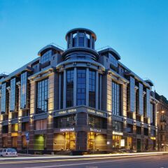 Гостиница Гранд Отель Эмеральд в Санкт-Петербурге - забронировать гостиницу Гранд Отель Эмеральд, цены и фото номеров Санкт-Петербург вид на фасад