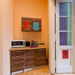 Отель Hostel 70s and Queen Apartments Польша, Краков - 2 отзыва об отеле, цены и фото номеров - забронировать отель Hostel 70s and Queen Apartments онлайн фото 2