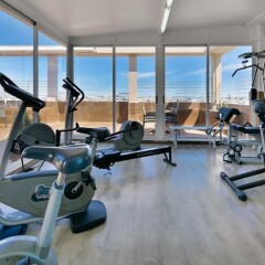 Отель NH Valencia Center фитнесс-зал фото 4