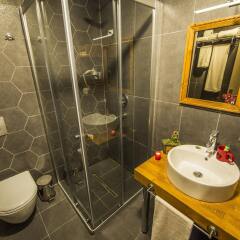 Kuzen Otel Турция, Стамбул - отзывы, цены и фото номеров - забронировать отель Kuzen Otel - Adults Only онлайн ванная фото 2