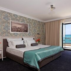 Hotel Antik комната для гостей
