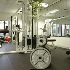 Отель Crowne Plaza Nashua фитнесс-зал
