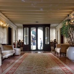 Отель Ai Reali di Venezia Италия, Венеция - 1 отзыв об отеле, цены и фото номеров - забронировать отель Ai Reali di Venezia онлайн интерьер отеля фото 3