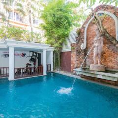 Отель New Patong Premier Resort бассейн