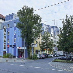 Отель AZIMUT Hotel Nuremberg Германия, Нюрнберг - 5 отзывов об отеле, цены и фото номеров - забронировать отель AZIMUT Hotel Nuremberg онлайн парковка