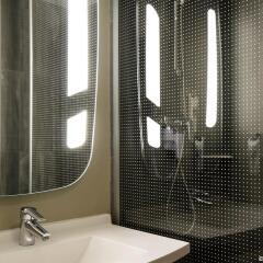 Отель ibis budget Porto Gaia ванная фото 2