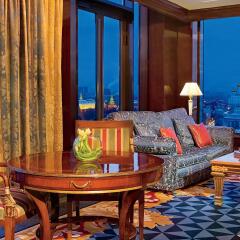 Гостиница The Ritz-Carlton, Moscow комната для гостей фото 5
