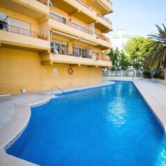 Отель Holidays2Roquedal Испания, Торремолинос - отзывы, цены и фото номеров - забронировать отель Holidays2Roquedal онлайн бассейн