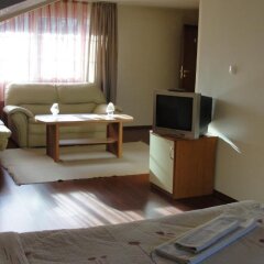 Отель Zasheva Kushta Guesthouse Банско удобства в номере фото 2