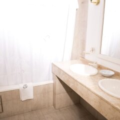 Отель Mayflower Suites ванная фото 2