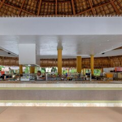 Отель Viva Wyndham Azteca Плая-дель-Кармен гостиничный бар