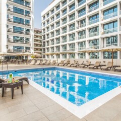Отель Golden Sands 3 бассейн
