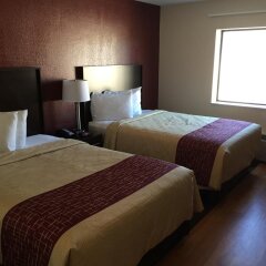 Отель Red Roof Inn Columbus - Ohio State Fairgrounds США, Колумбус - отзывы, цены и фото номеров - забронировать отель Red Roof Inn Columbus - Ohio State Fairgrounds онлайн комната для гостей фото 2