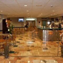 Отель City House Alisas Santander питание