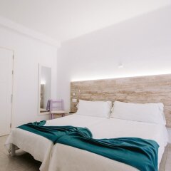 Отель Hostal Valencia комната для гостей фото 5