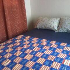 Отель Twitter Paradise Guest House Гана, Такоради - отзывы, цены и фото номеров - забронировать отель Twitter Paradise Guest House онлайн комната для гостей фото 5