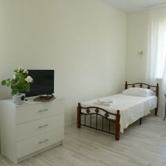 Апартаменты HotelJet - Apartments комната для гостей фото 2
