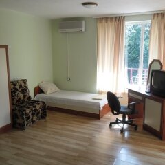 Отель Dobrevi Guest House Болгария, Бургас - отзывы, цены и фото номеров - забронировать отель Dobrevi Guest House онлайн комната для гостей фото 2