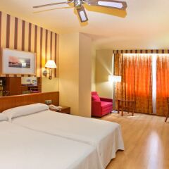 Senator Barcelona Spa Hotel комната для гостей фото 3