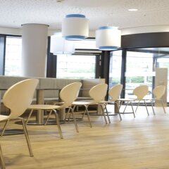 H2 Hotel Berlin Alexanderplatz бассейн