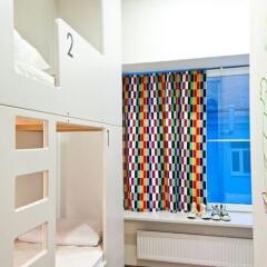 Graffiti L Hostel Кровать в общем номере фото 29