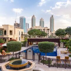 Отель Maison Privee - Burj Khalifa Community фото 3