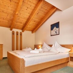 Отель Garni Appartements Arnika Стельвио комната для гостей фото 5