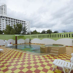 Отель KP Seaview Jomtien с домашними животными