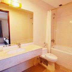 Alagon Ben Thanh Hotel & Spa Хошимин ванная