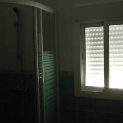 Отель Apartamentos Las Parcelas Испания, Кониль-де-ла-Фронтера - отзывы, цены и фото номеров - забронировать отель Apartamentos Las Parcelas онлайн ванная фото 2