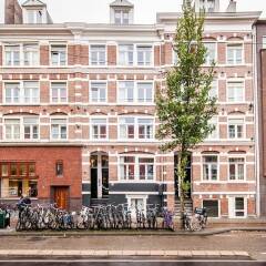 Апартаменты East Quarter Apartments