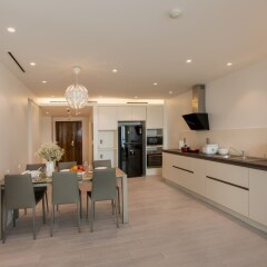 Отель M Suites by S Home Хошимин фото 15